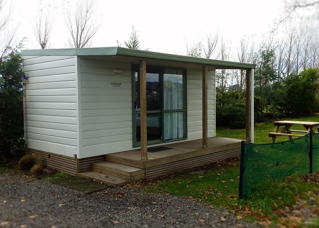 Martinborough Top 10 Holiday Park מראה חיצוני תמונה