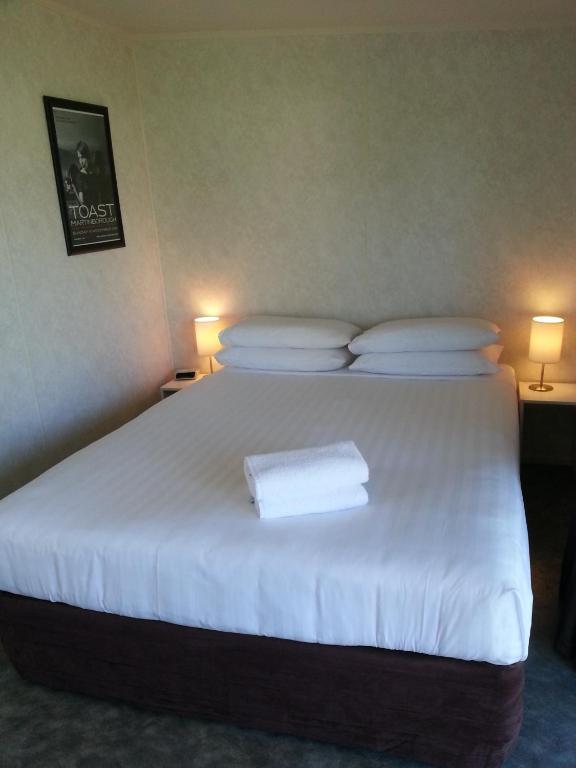 Martinborough Top 10 Holiday Park חדר תמונה